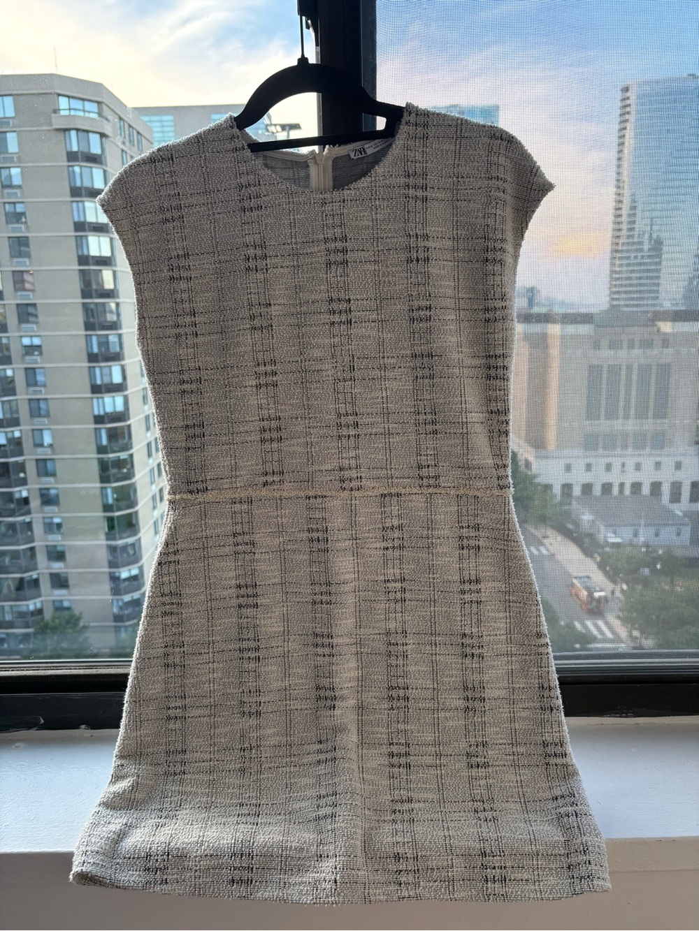 Zara Cream and Black Textured Cap-Sleeve Mini Dress